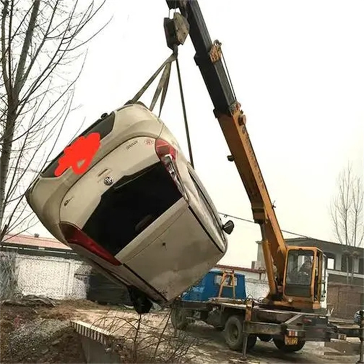 太和县吊车吊轿车租赁指南：如何选吨位、避风险、省预算